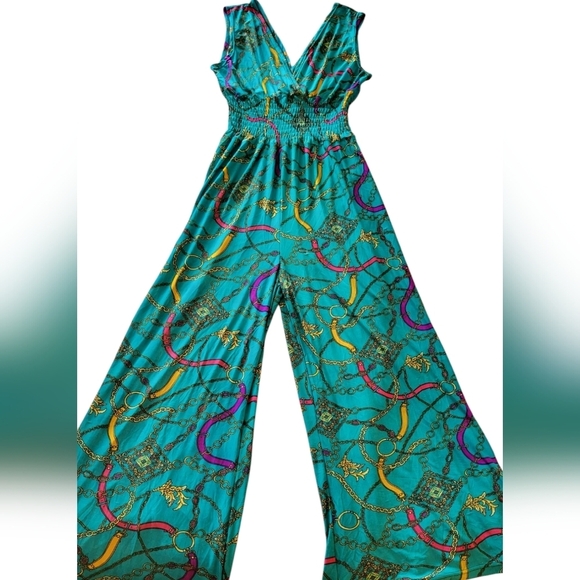 SEXY CUTE TEAL CHAIN PRINT STRETCH JUMPSUIT - Picture 3 of 7